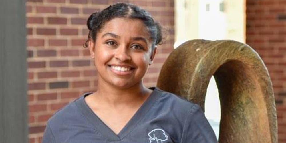 Ariel - Veterinary Assitant
